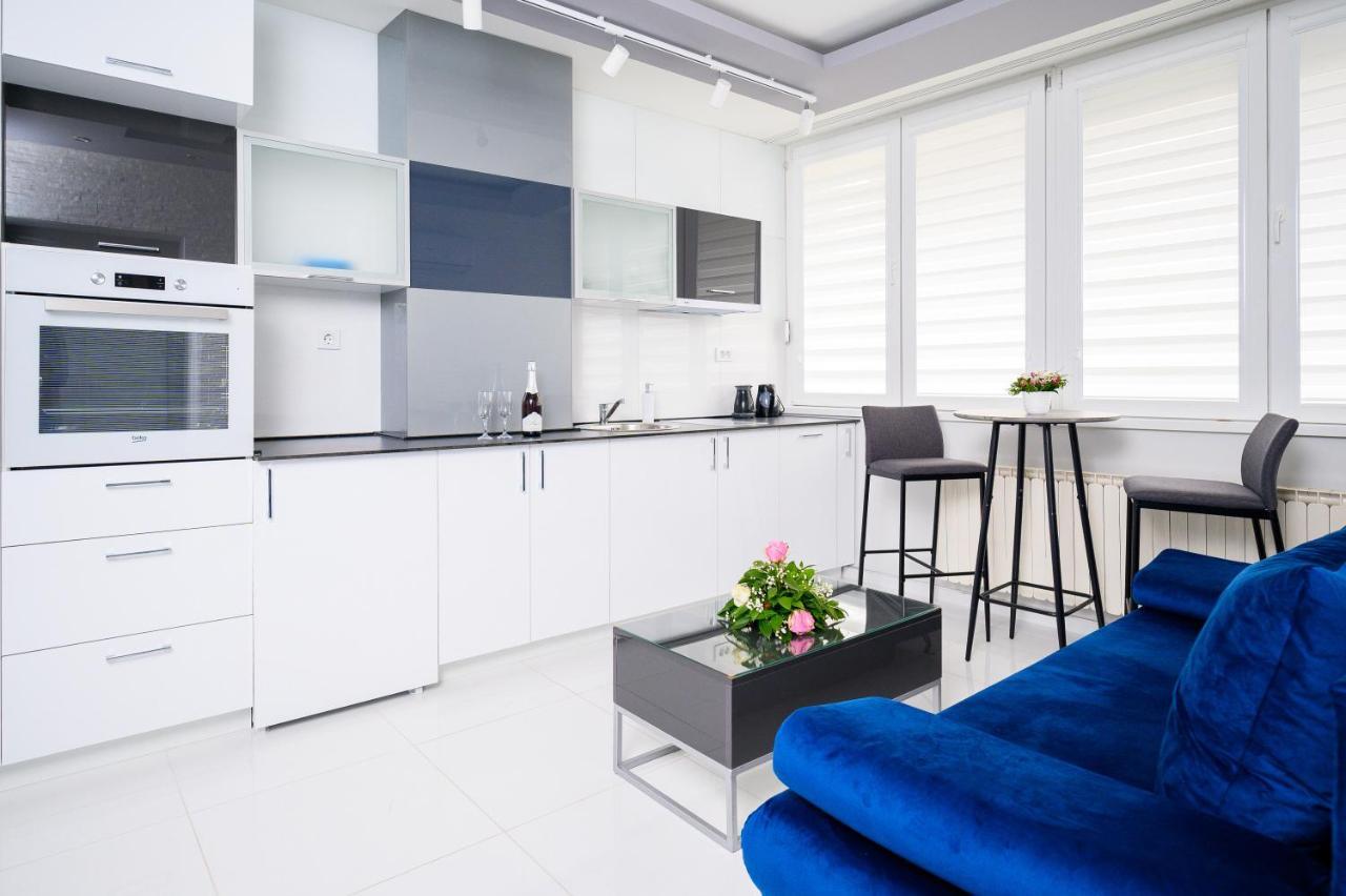 Spa Apartman Grand นิส ภายนอก รูปภาพ